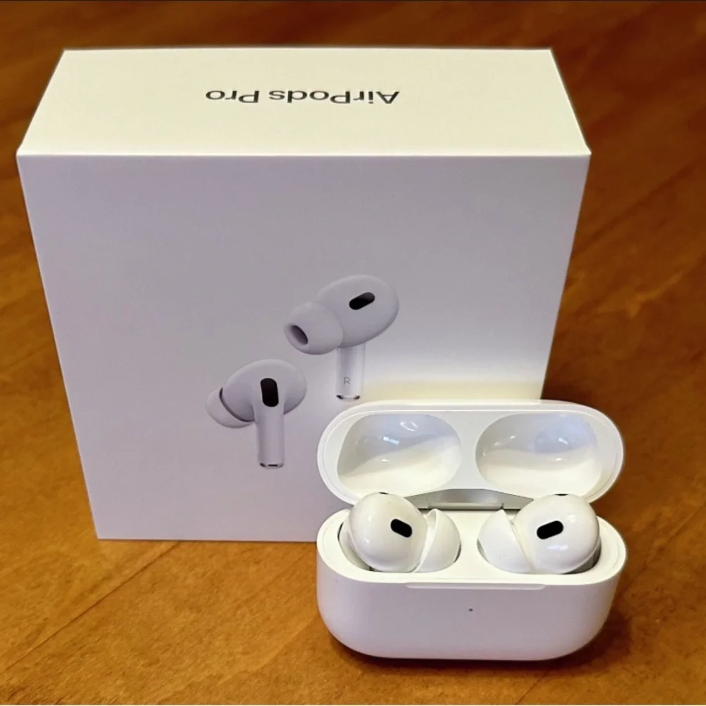 Apple AirPods Pro with Charging Case - White